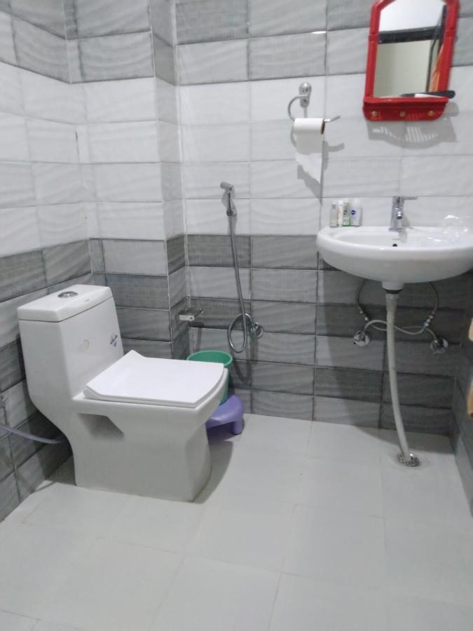 רישיקש Hotel Aman מראה חיצוני תמונה